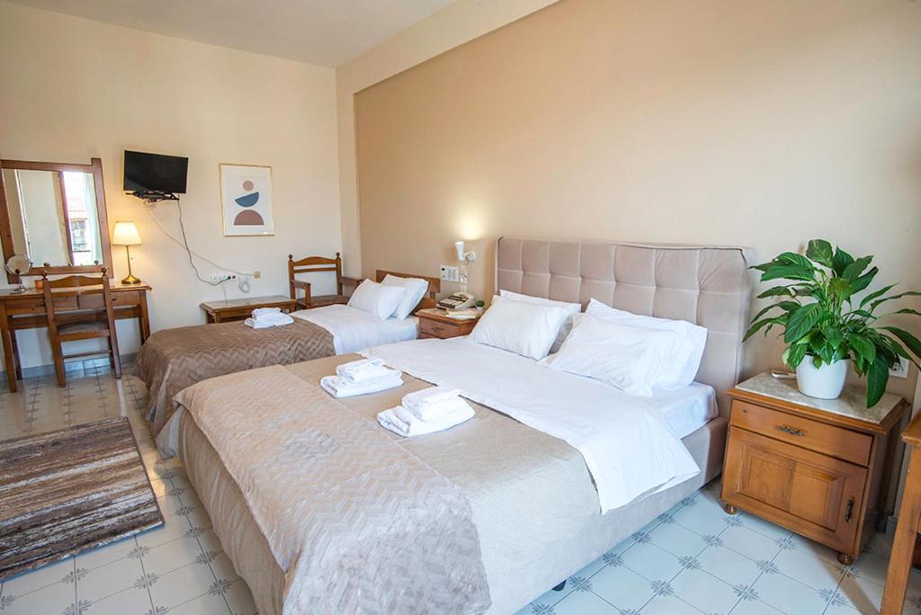 Koukonas Hotel Galaxidi ภายนอก รูปภาพ